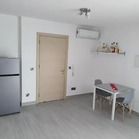 Modern Suite, Xl Balcony, Parking Appartement *